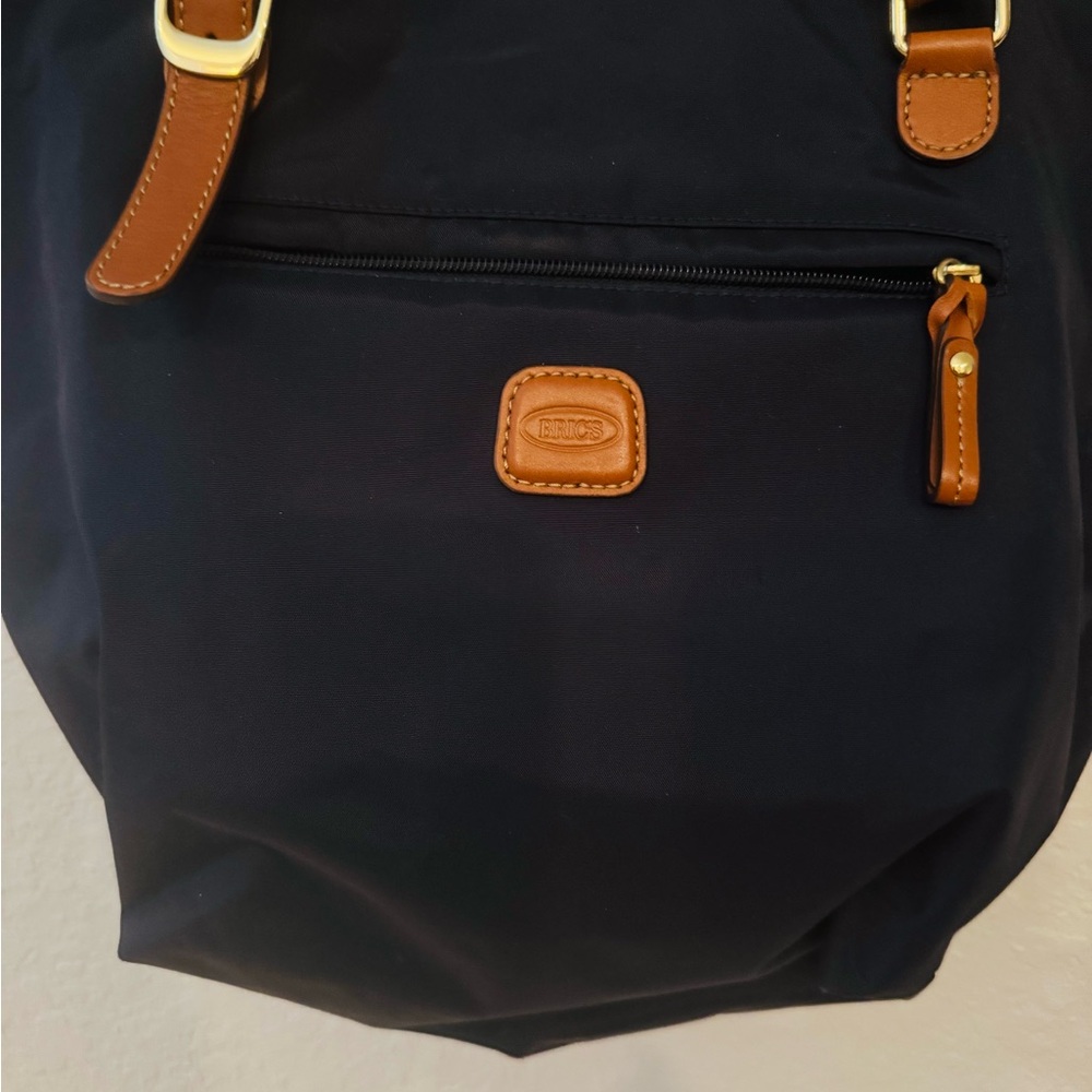 Elegant Navy and Woman’s Bag 💼